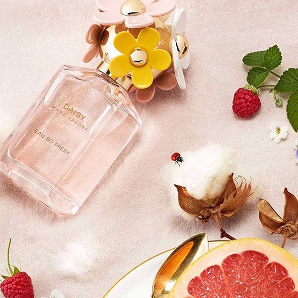 M&ugrave;i hương nước hoa Marc Jacobs Daisy Eau So Fresh nhẹ nh&agrave;ng, tươi vui